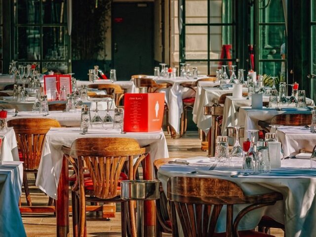 Restauracja nad&nbsp;morzem czy&nbsp;wyżywienie w&nbsp;ośrodku wypoczynkowym w&nbsp;Świnoujściu?